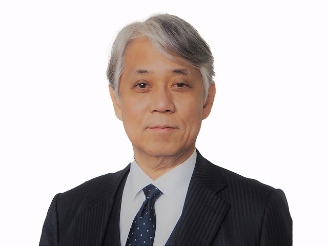 前川佳一氏